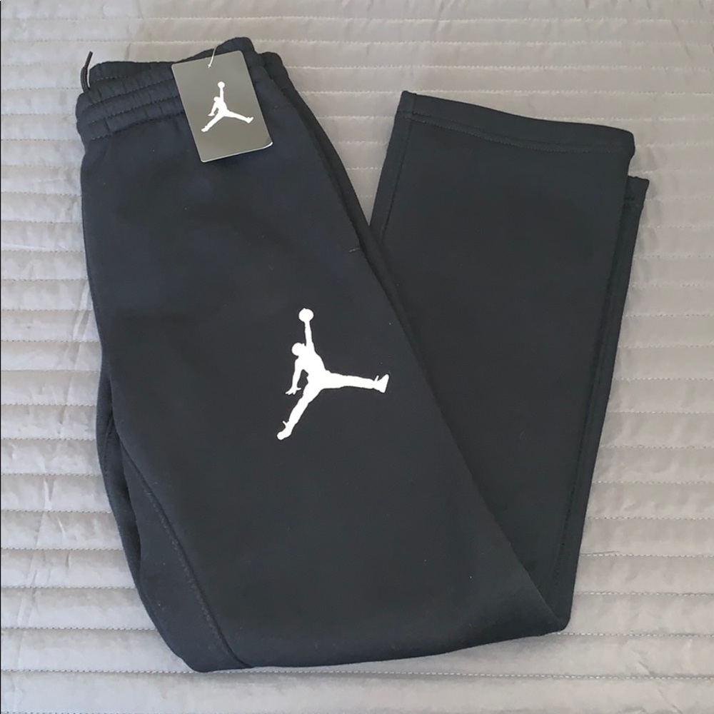 NWT Boys Jordan Jumpman Sweatpants, Medium (10-12)
